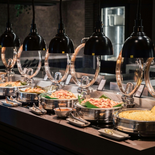 Hotels & Restaurants
